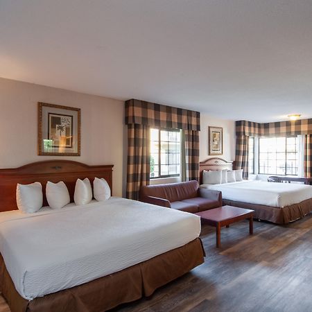 Studio City Court Yard Hotel Zimmer foto
