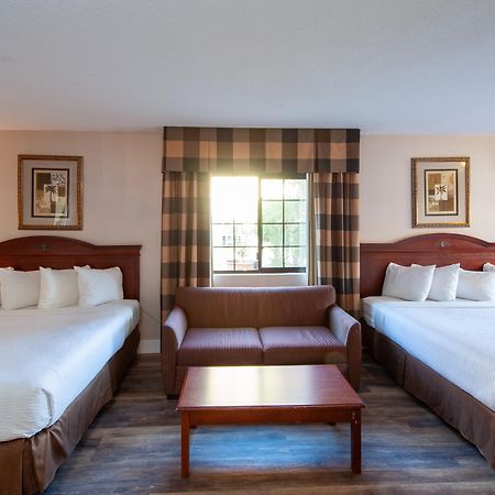 Studio City Court Yard Hotel Zimmer foto